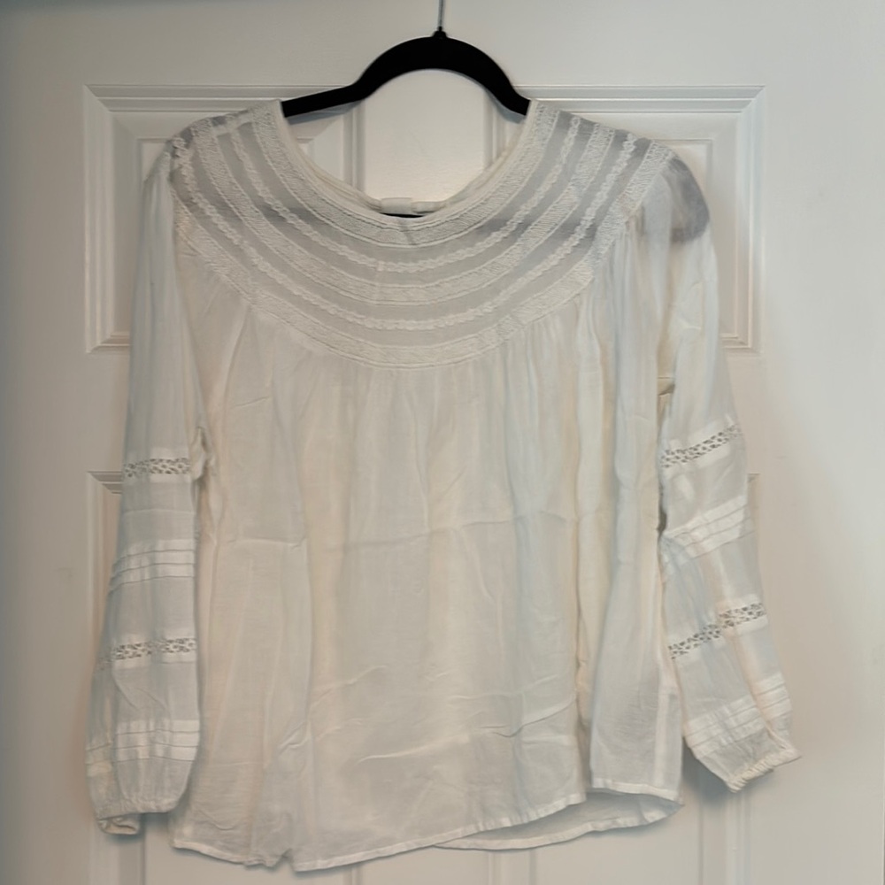 GAP White Lace Accent Blouse